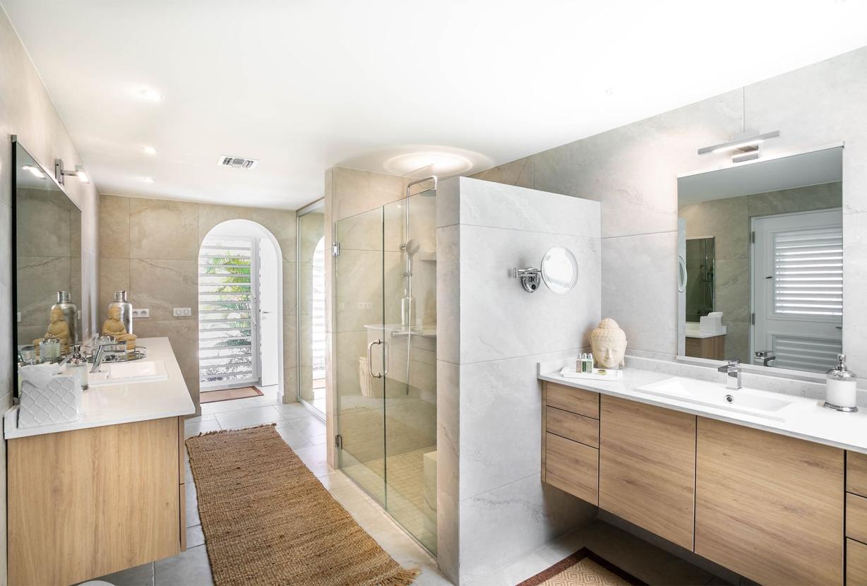 Sxm009 – Elegant sea-view villa near Baie Rouge Beach