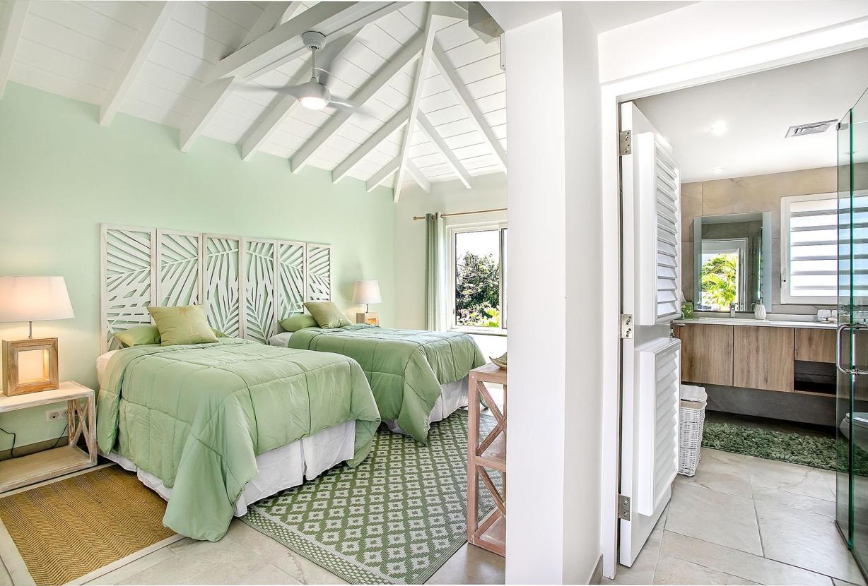 Sxm009 – Elegant sea-view villa near Baie Rouge Beach