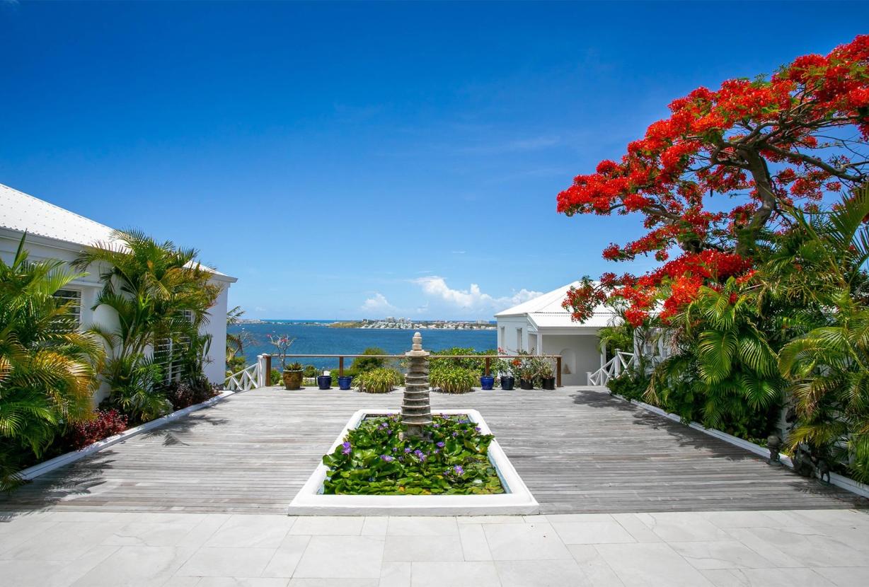 Sxm009 – Elegant sea-view villa near Baie Rouge Beach
