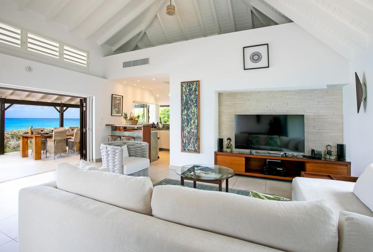 Sxm011 – Charming beachfront villa on Baie Longue Beach