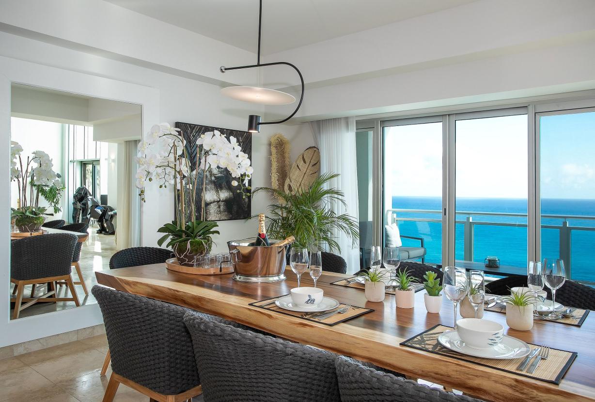 Sxm043 – Penthouse frente al mar con terraza en The Cliff
