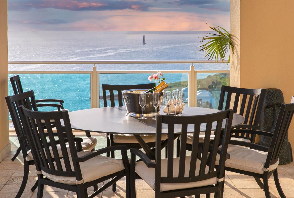 Sxm043 – Penthouse frente al mar con terraza en The Cliff