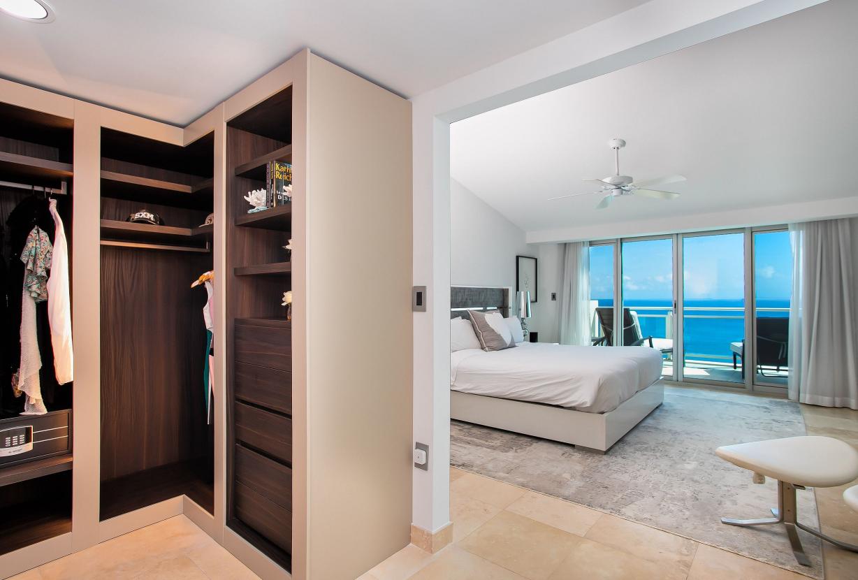 Sxm043 – Penthouse frente al mar con terraza en The Cliff