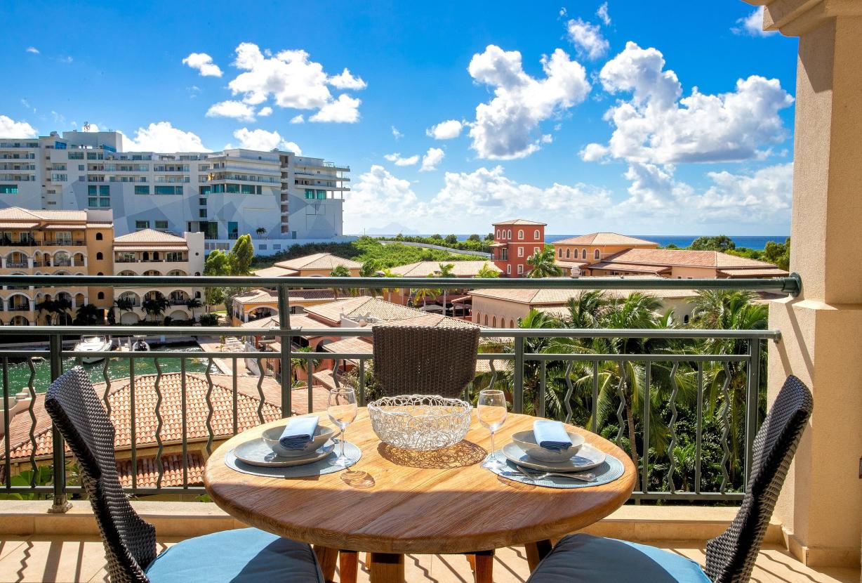 Sxm045 – Appartement confortable avec balcon à Cupecoy