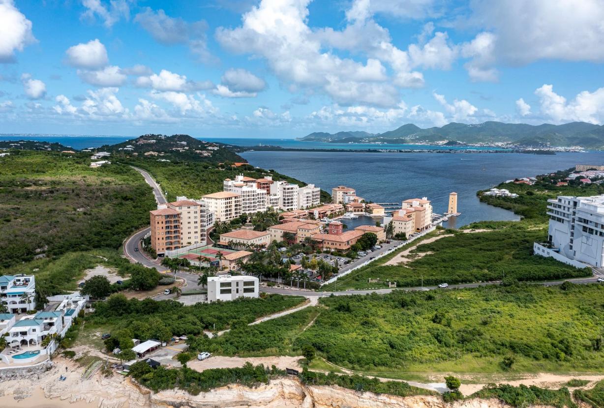 Sxm046 – Appartement moderne avec vue lagon à Cupecoy