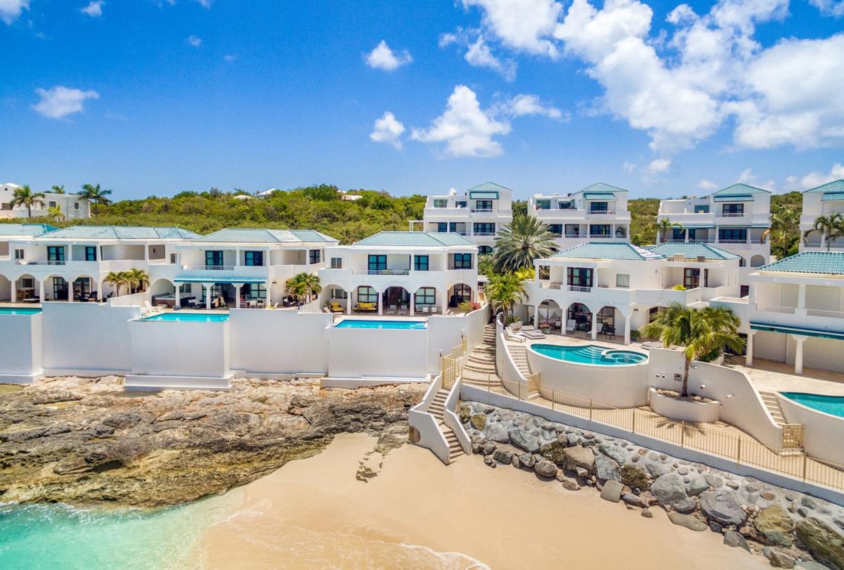Sxm056 – Villa frente al mar con terraza en Cupecoy