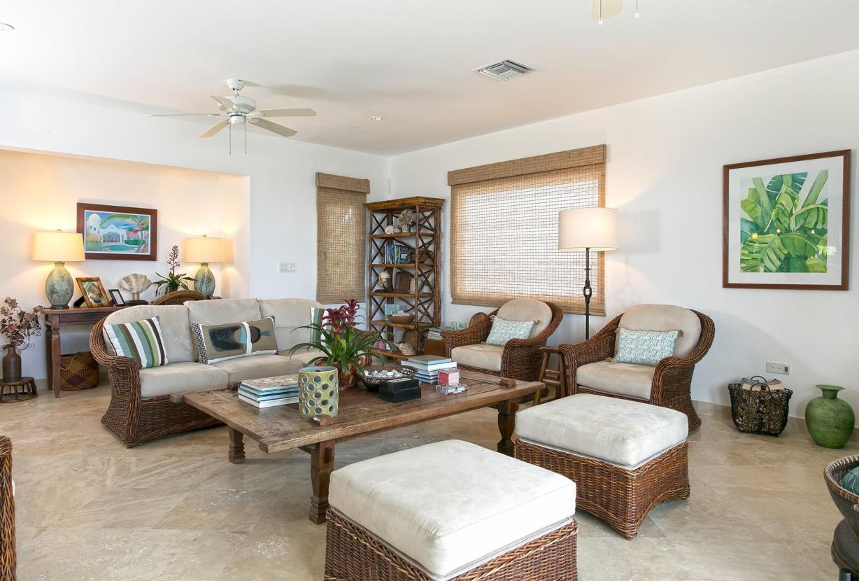 Sxm060 – Beautiful villa with ocean views in Cupecoy