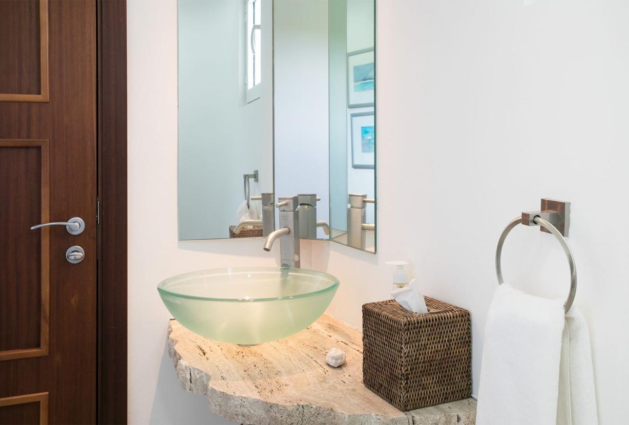 Sxm060 – Beautiful villa with ocean views in Cupecoy