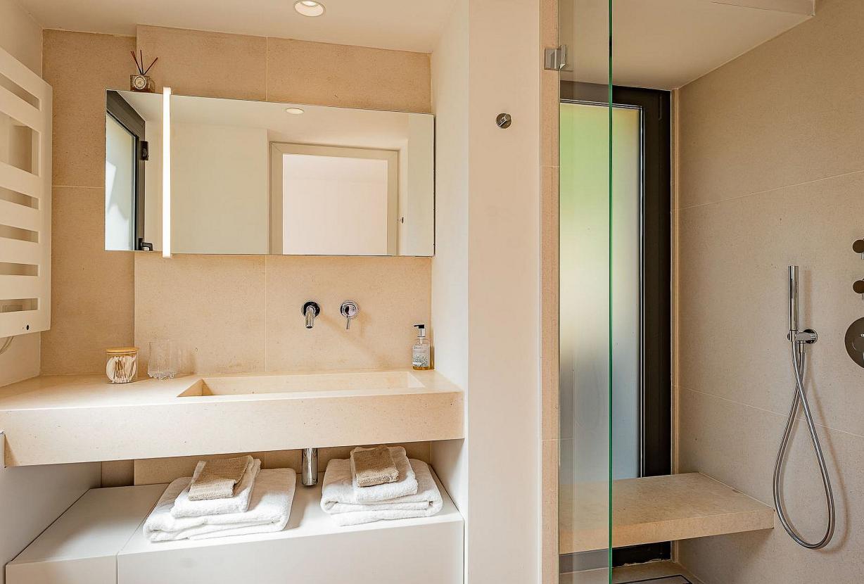 Azu059 - Exceptional Luxury Villa in Cap Tahiti