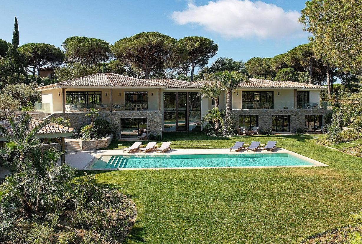 Azu084 - Villa Contemporaine à Saint-Tropez