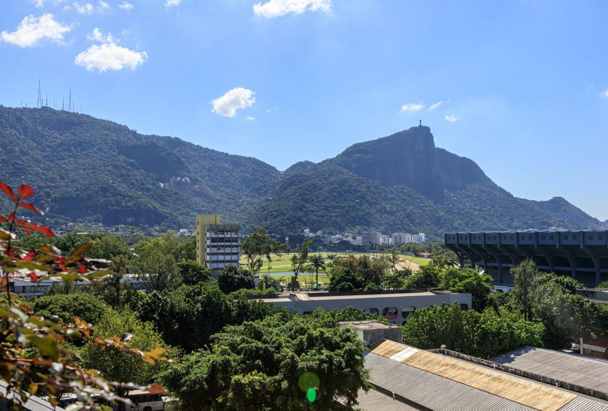 Rio146 - Stunning duplex penthouse in Leblon