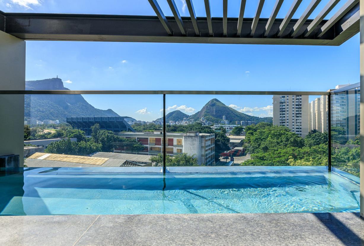 Rio146 - Stunning duplex penthouse in Leblon