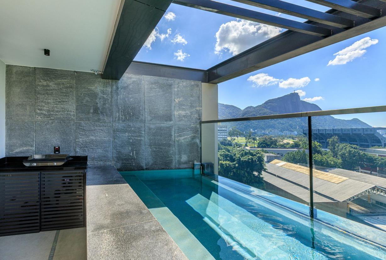 Rio146 - Stunning duplex penthouse in Leblon