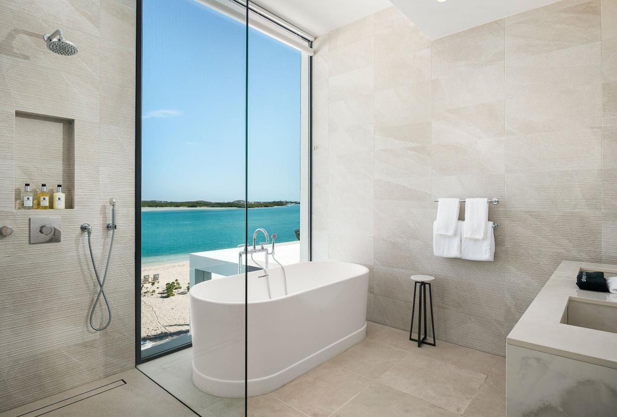 Tci002 – Elegante vila à beira-mar em Grace Bay
