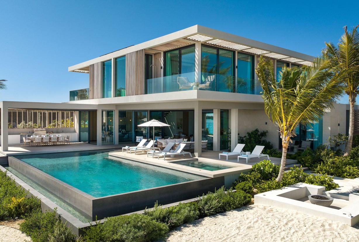 Tci002 – Elegante vila à beira-mar em Grace Bay