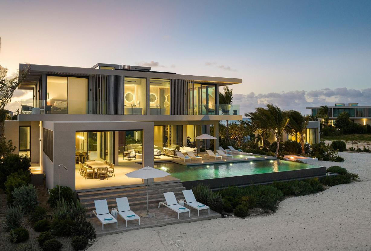 Tci002 – Elegante vila à beira-mar em Grace Bay