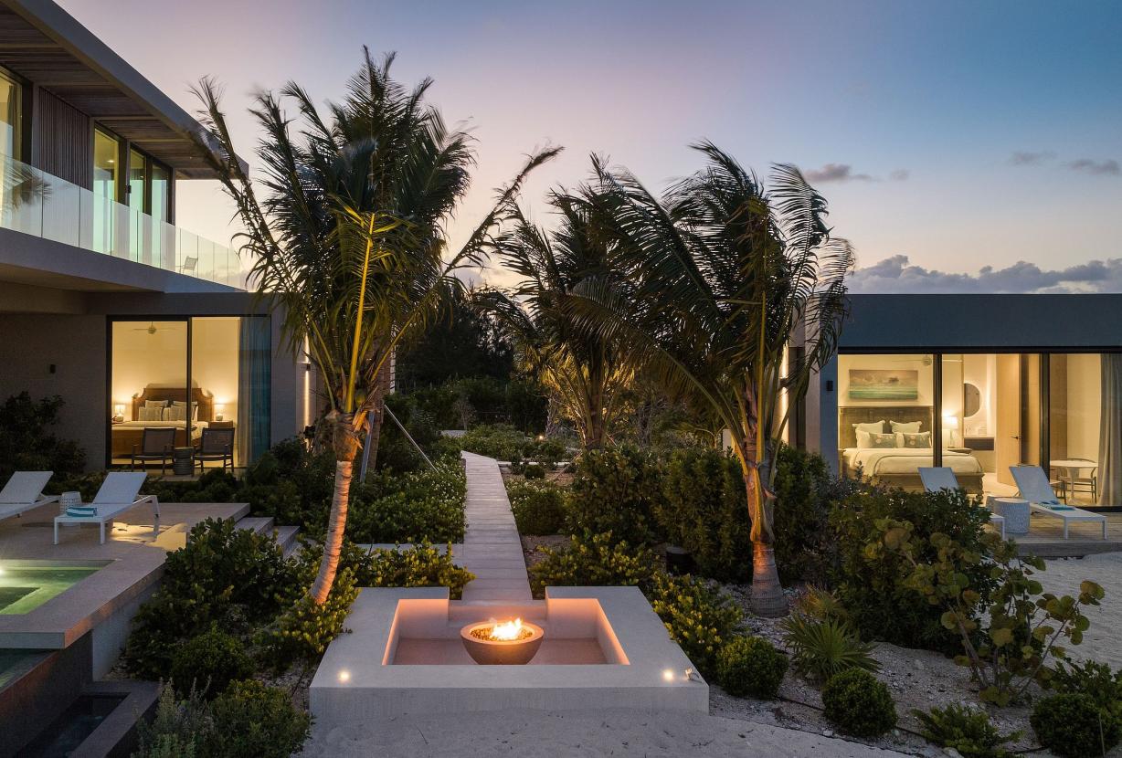 Tci002 – Elegante vila à beira-mar em Grace Bay