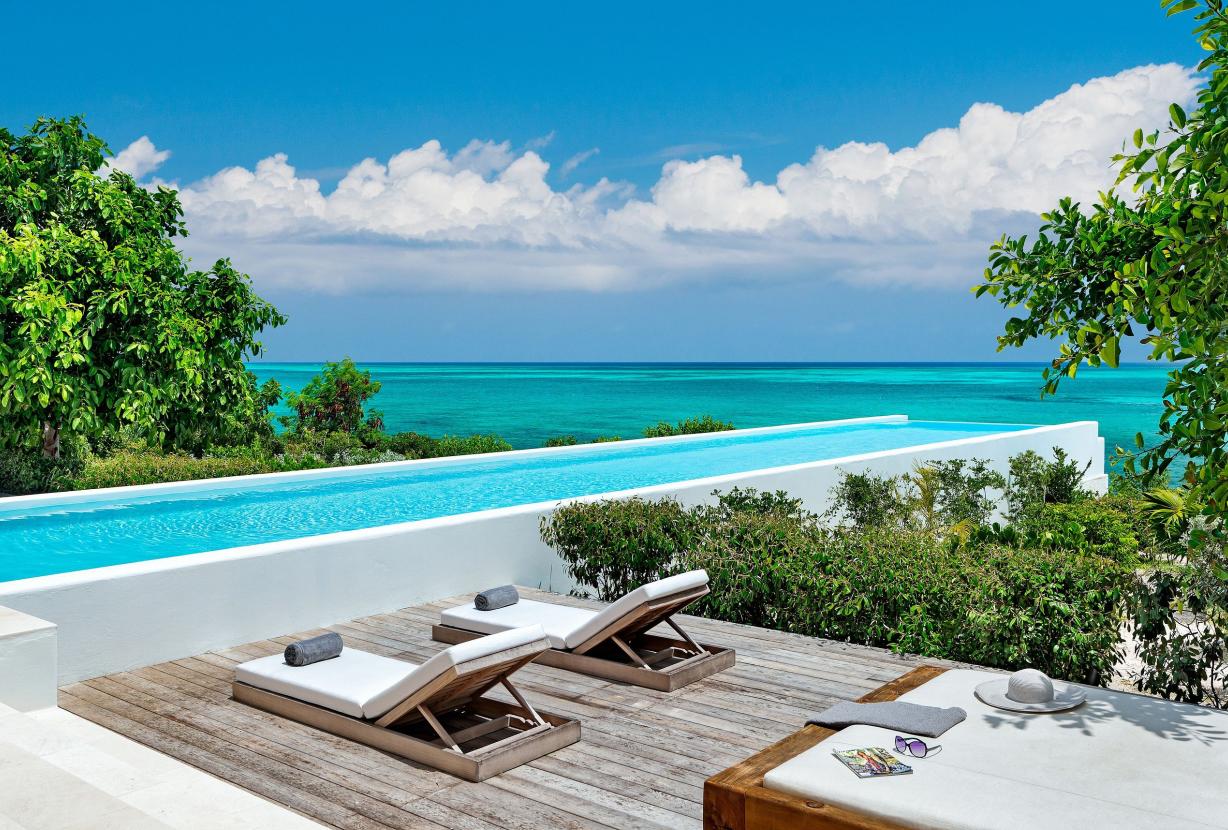 Tci006 – Hillside villa with sea views in Blue Mountain