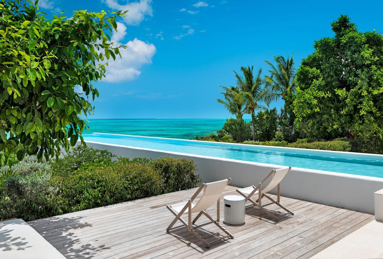 Tci006 – Hillside villa with sea views in Blue Mountain