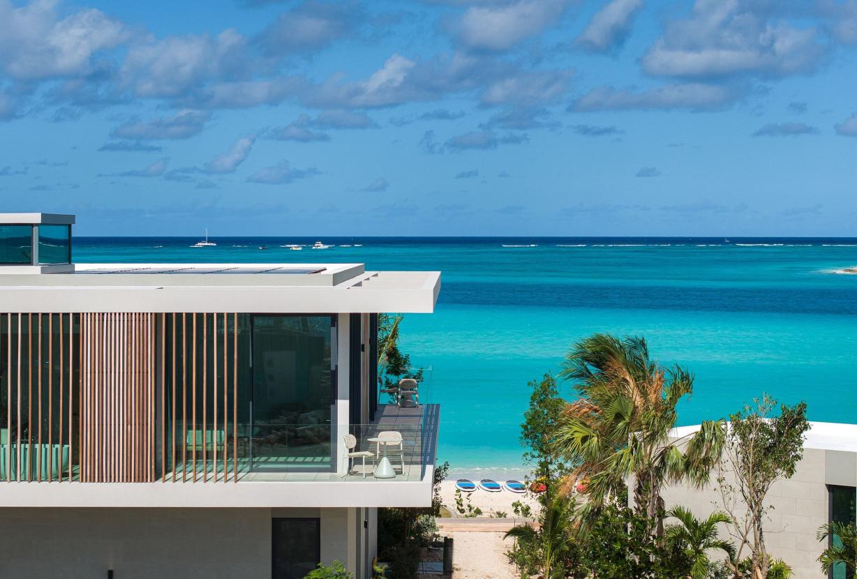 Tci009 – Villa de lujo frente al mar en Emerald Point
