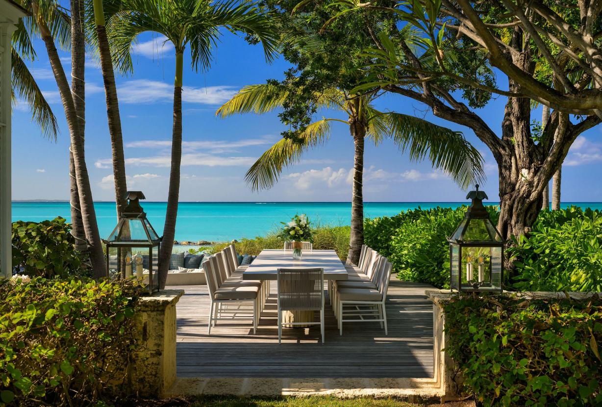 Tci010 – Élégant refuge en bord de mer à Grace Bay