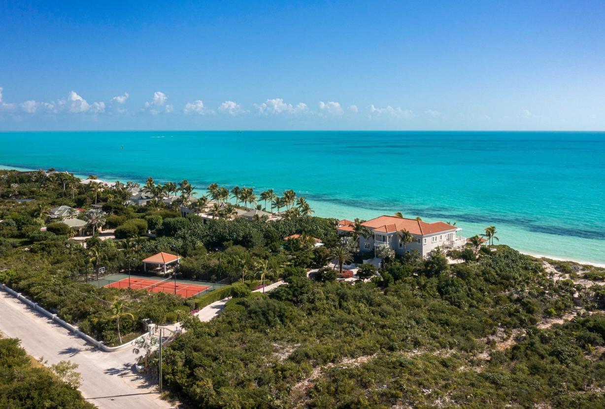 Tci012 – Villa com vista para o mar e piscina em Long Bay