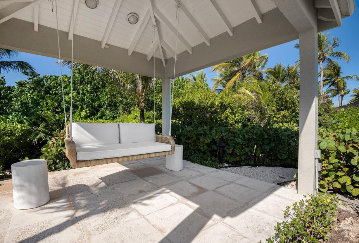Tci012 – Villa com vista para o mar e piscina em Long Bay