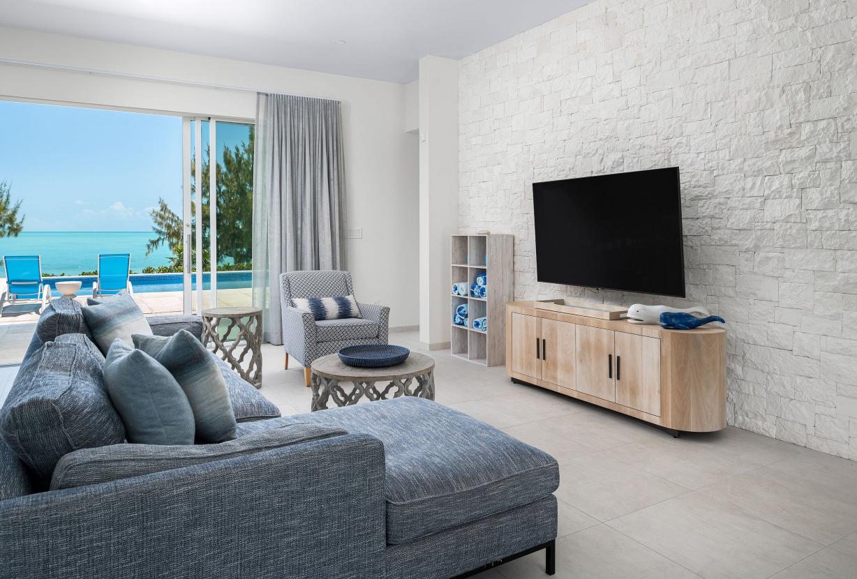 Tci015 – Oceanview villa with pool in Long Bay