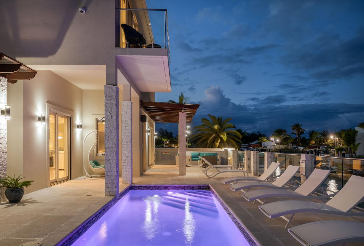 Tci021 – Villa en bord de l’eau près de Leeward Marina