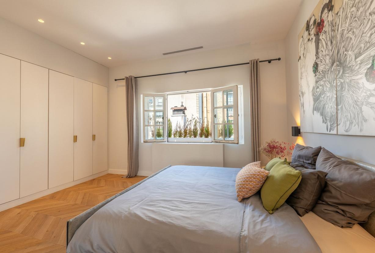 Par066 – Prestige & Iconic Paris Views