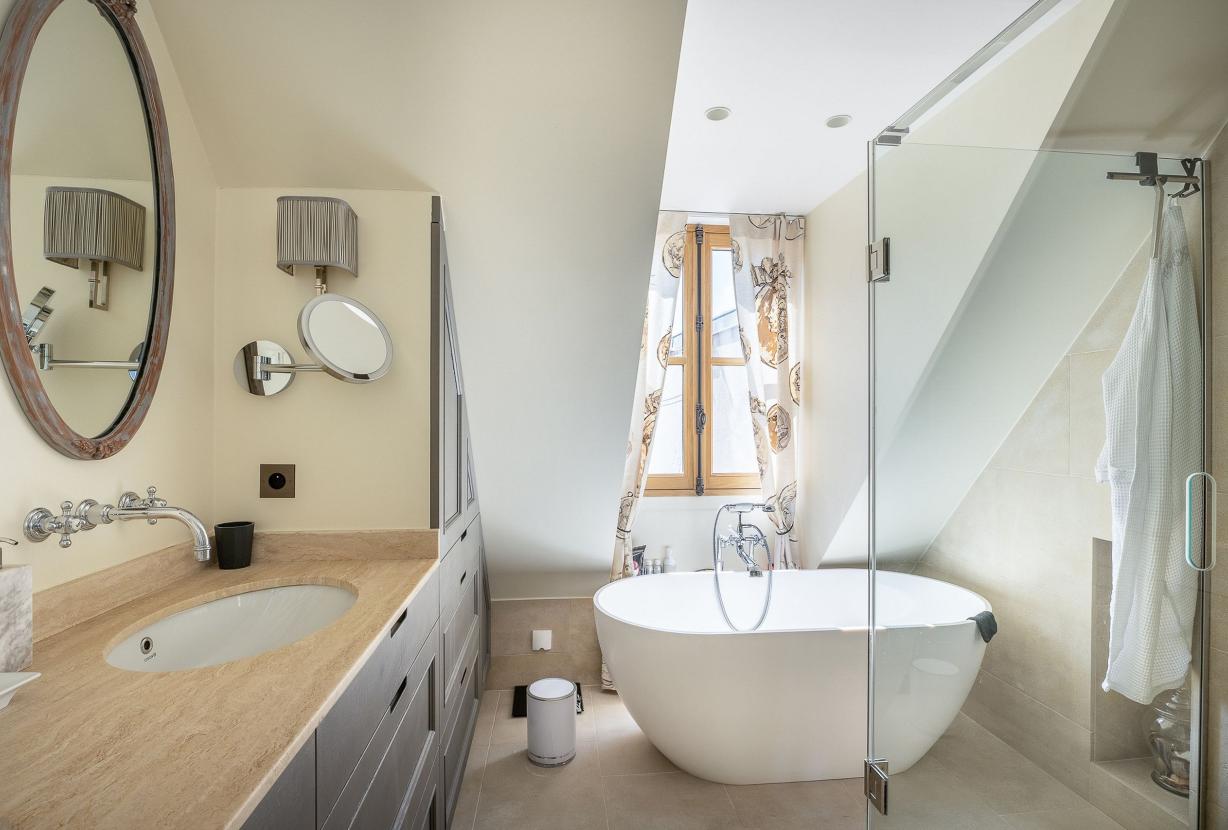 Par014 - Penthouse d’exception à Saint-Germain