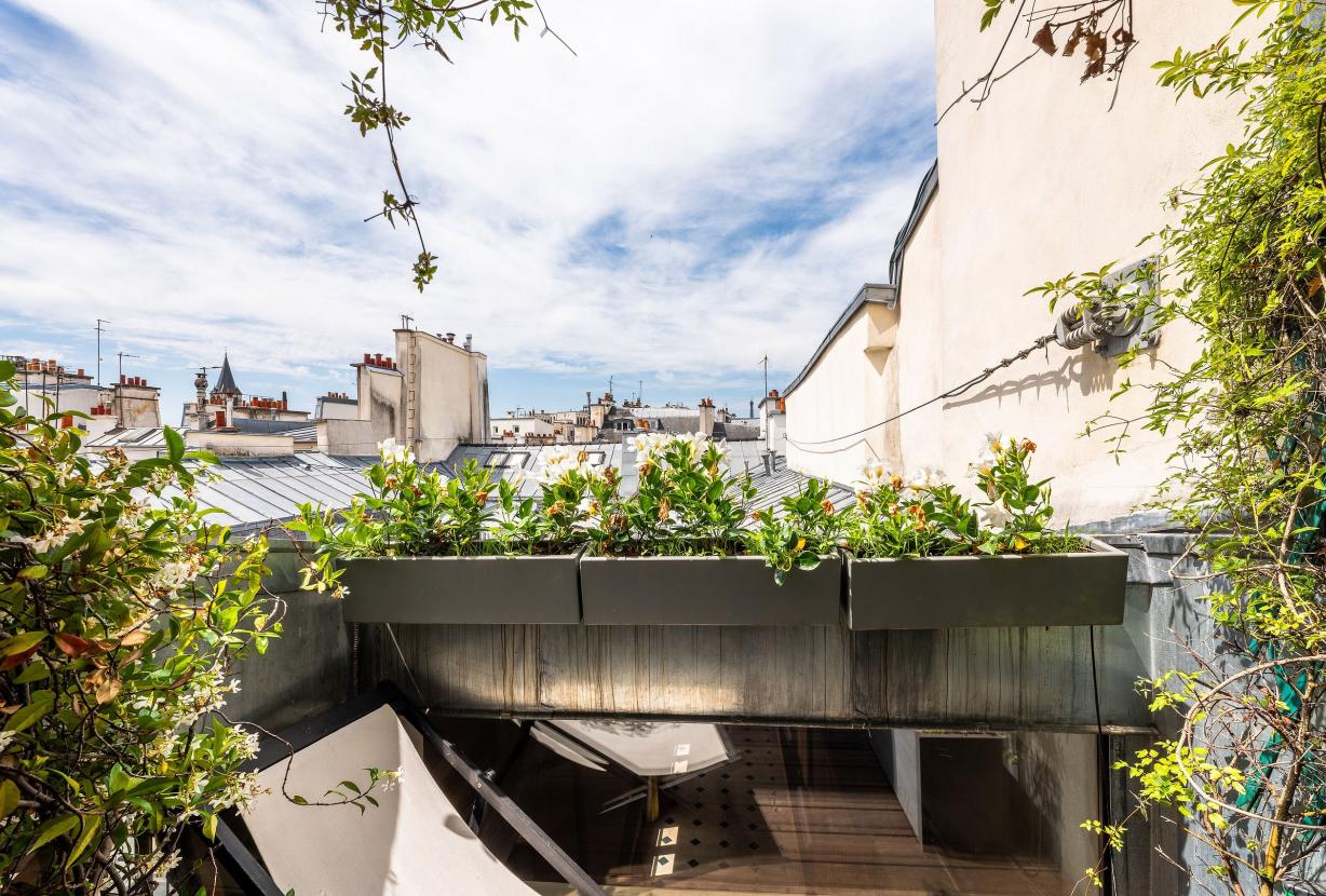 Par014 - Exceptional Penthouse in Saint-Germain