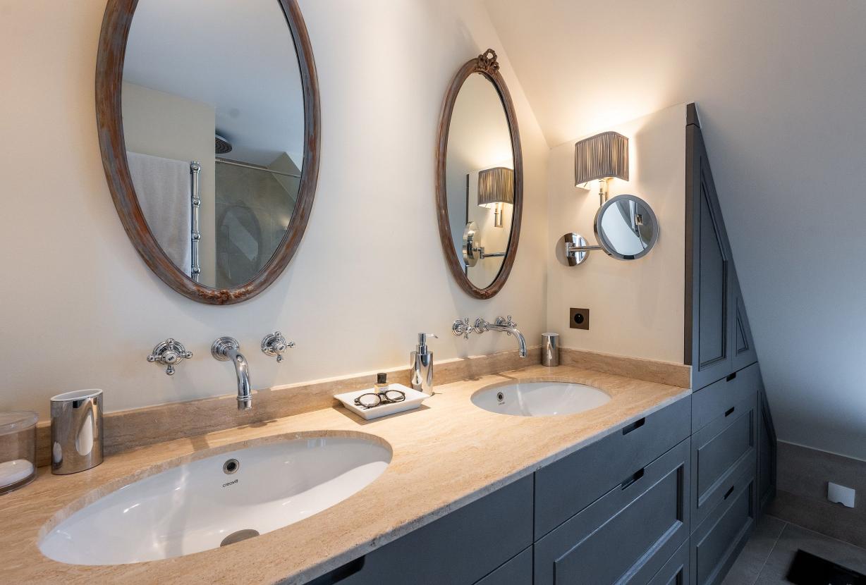 Par014 - Exceptional Penthouse in Saint-Germain
