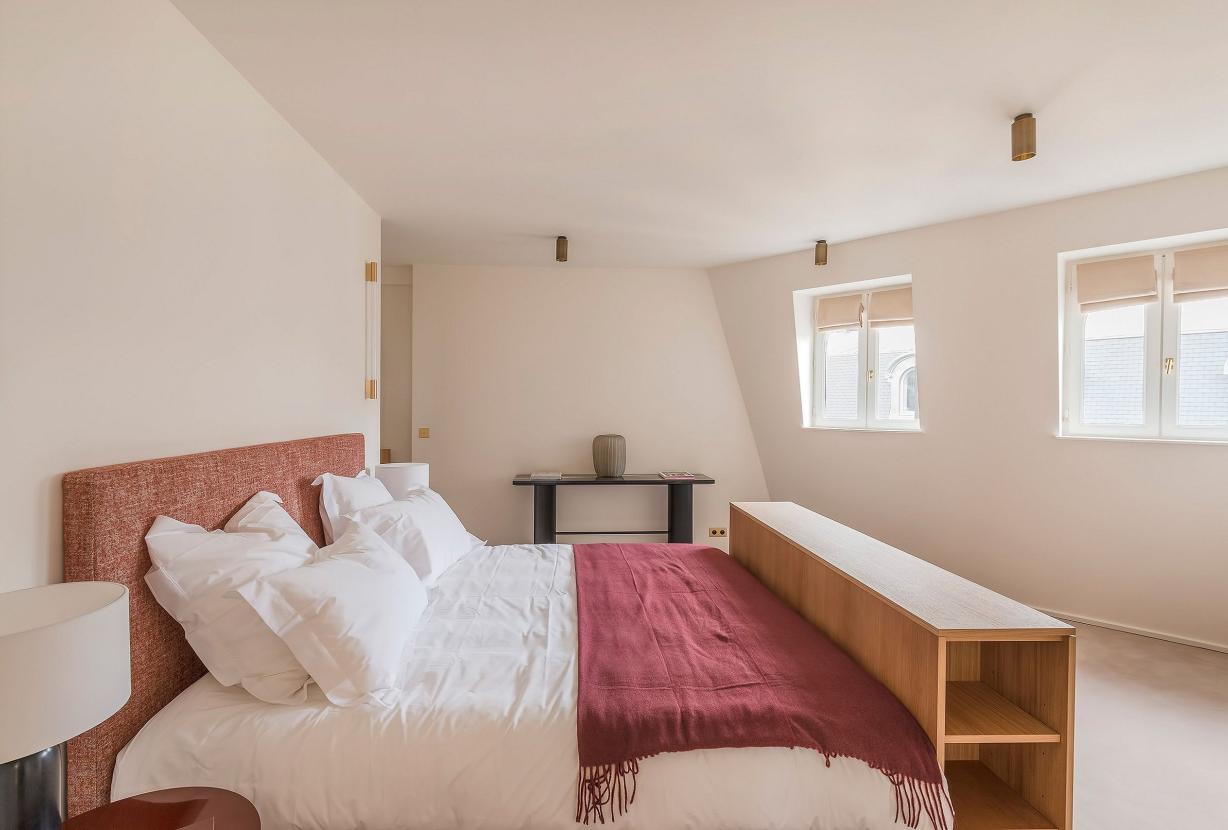Par291 - Amazing 5 bedroom duplex in Triangle d'Or