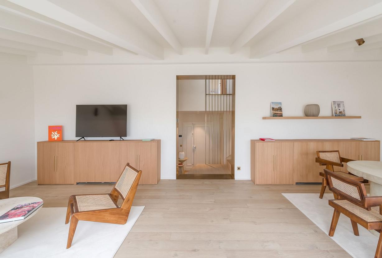 Par291 - Magnifique duplex dans le Triangle d'Or