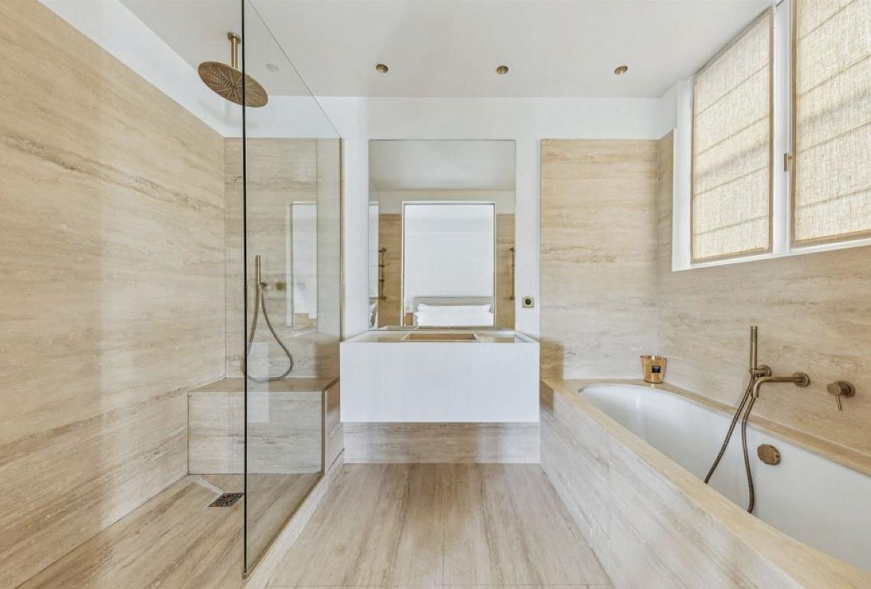 Par291 - Amazing 5 bedroom duplex in Triangle d'Or
