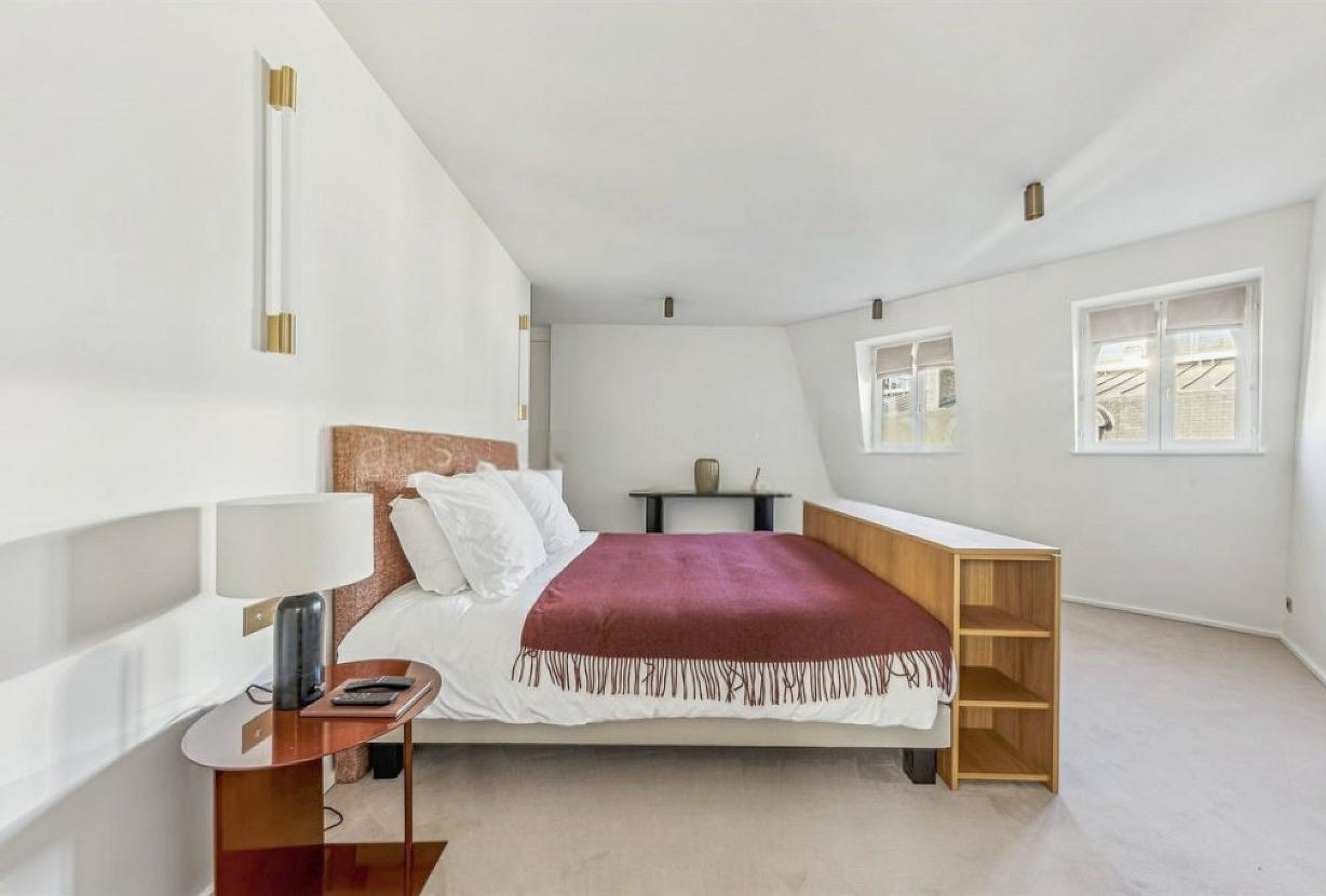 Par291 - Magnifique duplex dans le Triangle d'Or