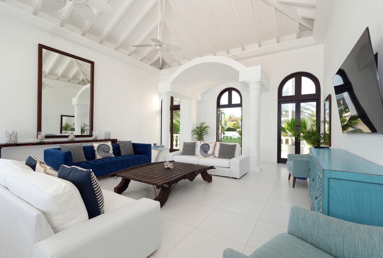 Aia004 – Elegant seafront villa in Little Harbour in Anguilla
