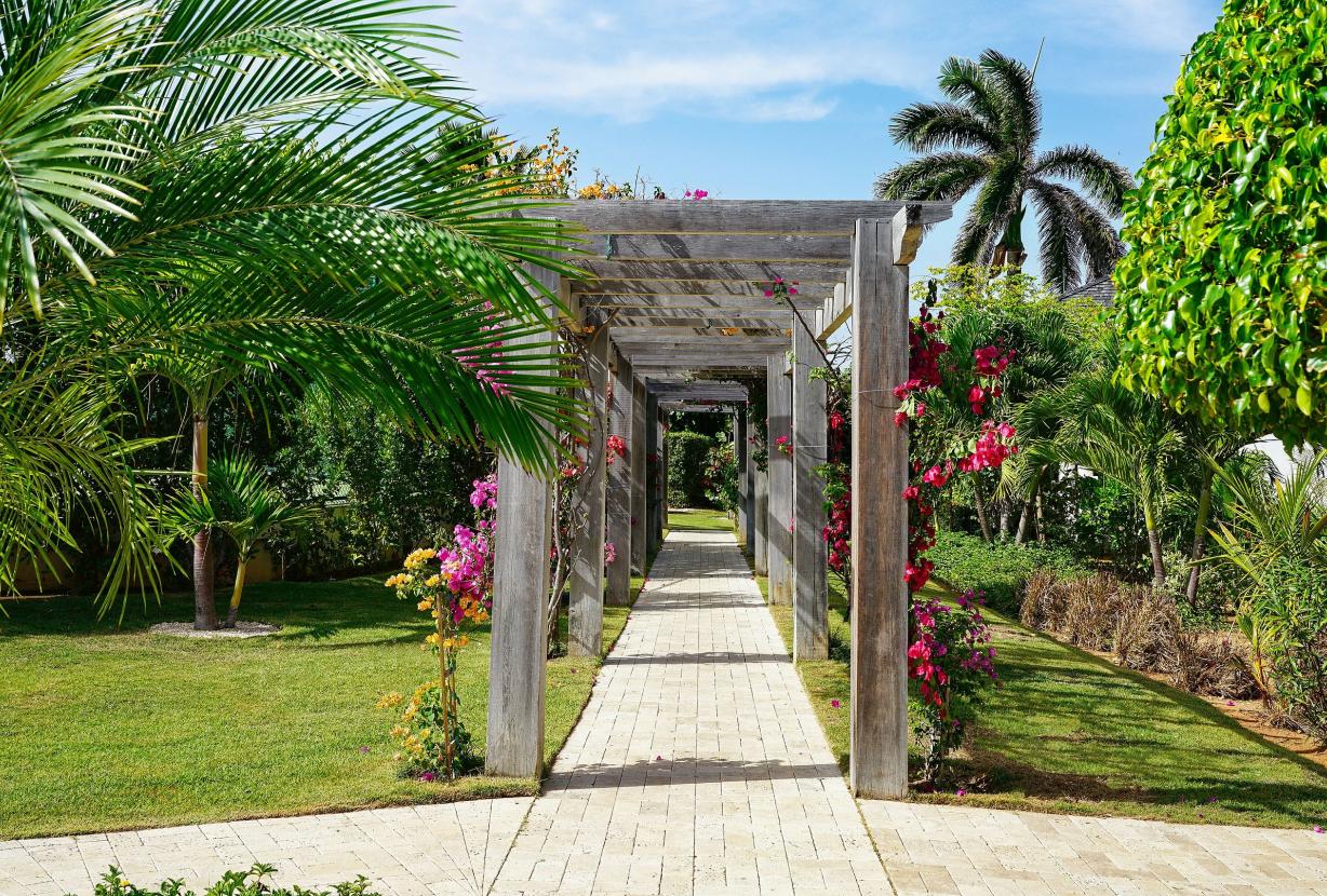 Aia004 – Elegant seafront villa in Little Harbour in Anguilla