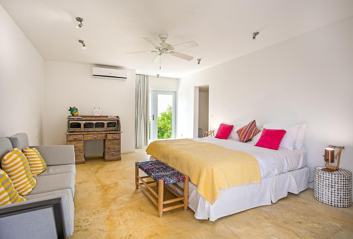 Sxm001 - Cliffside oceanview villa in Terres Basses