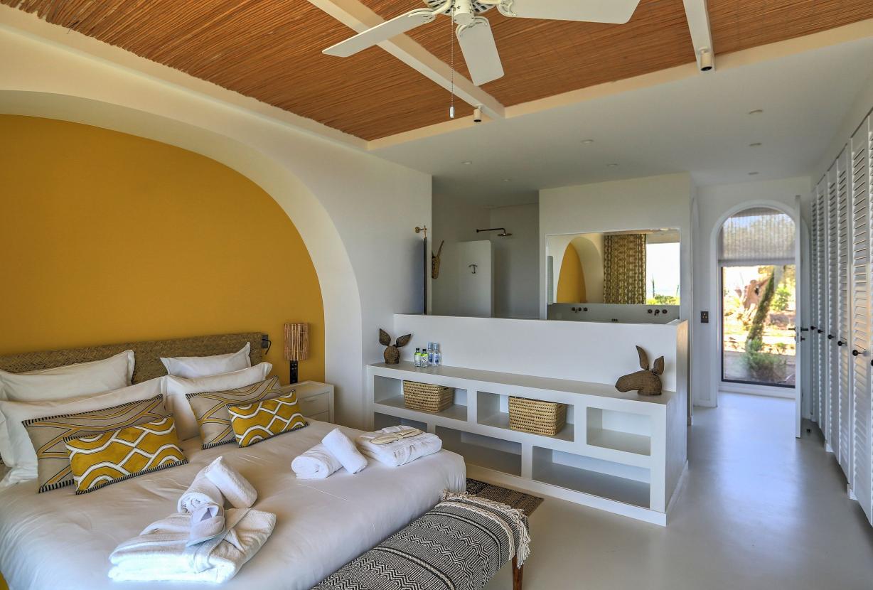 Car009 - Villa de lujo en Cala Longa