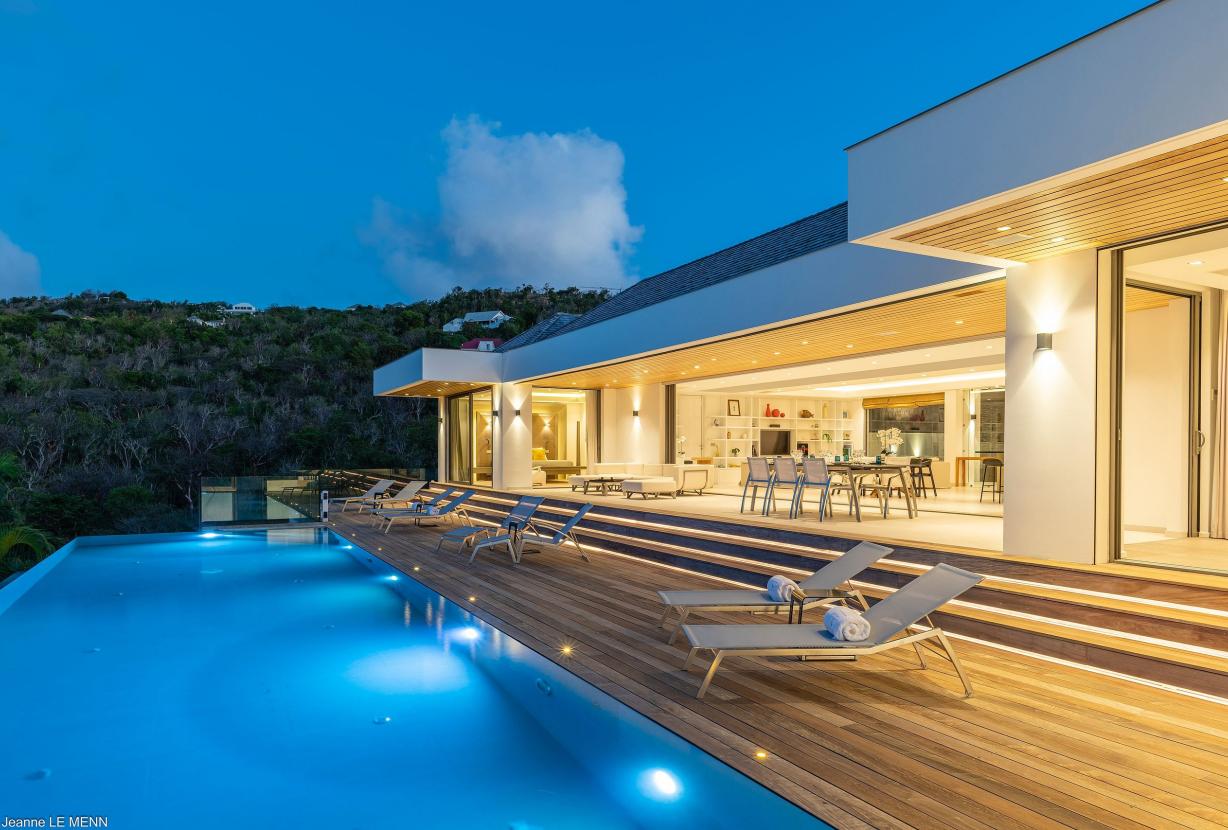 Stb007 – Modern villa with ocean views in Lurin