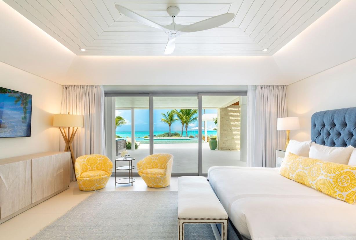 Tci003 – Moderna villa frente al mar en Grace Bay