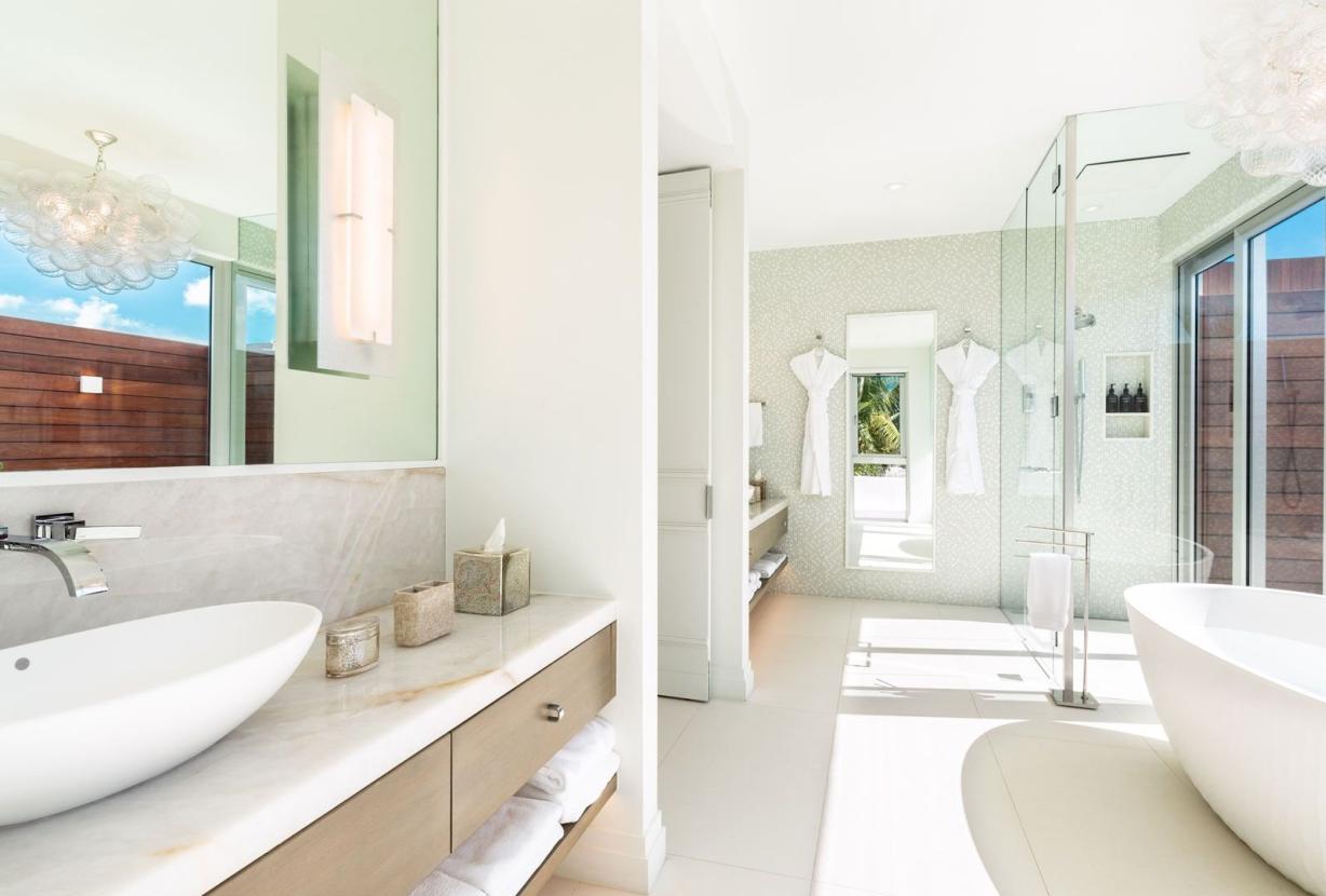 Tci003 – Moderna villa frente al mar en Grace Bay