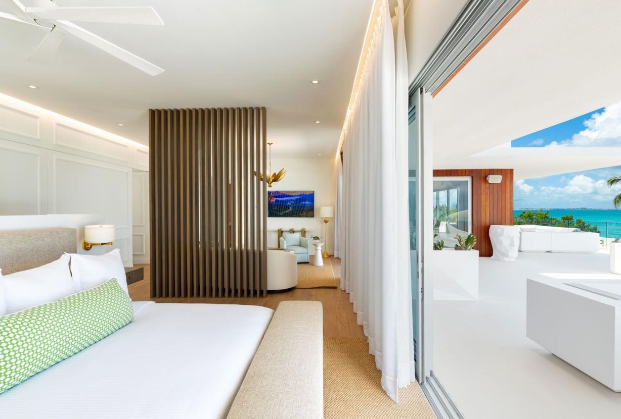 Tci003 – Moderna villa frente al mar en Grace Bay