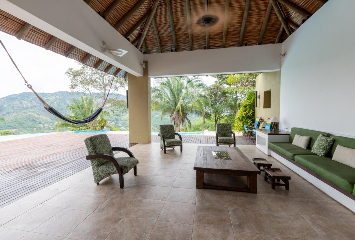 Anp052 - Maravilhosa mansão à venda em Mesa de Yeguas