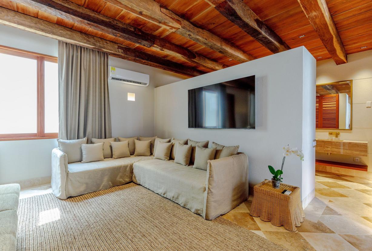 Car015 – Luxury stylish house in Getsemani