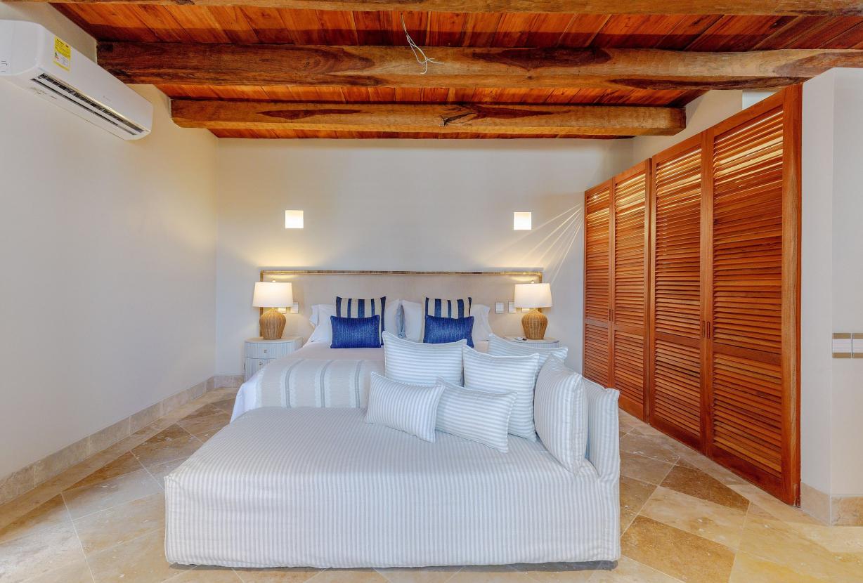 Car015 – Luxury stylish house in Getsemani