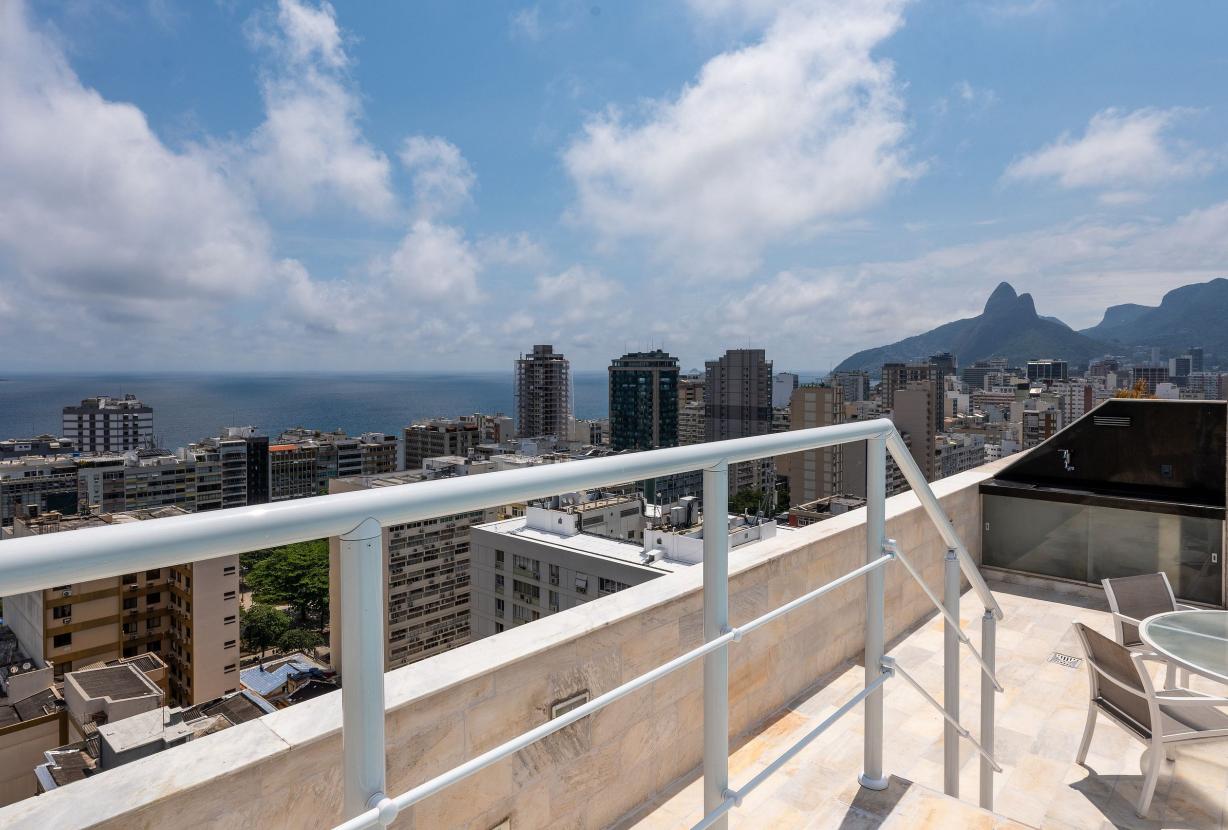 Rio372 - Duplex Penthouse with Pool & Ocean Views