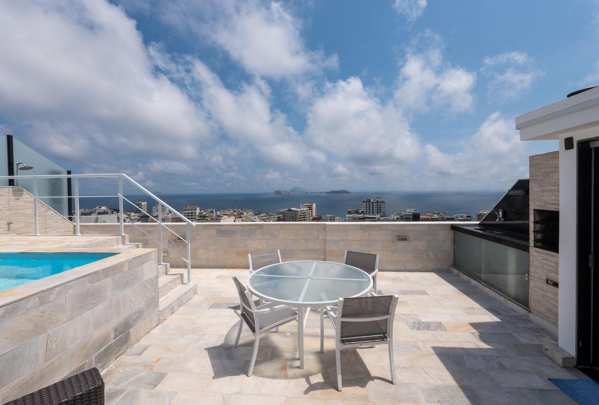 Rio372 - Duplex Penthouse with Pool & Ocean Views